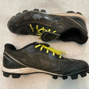 Under Armour Softball cleats rubber